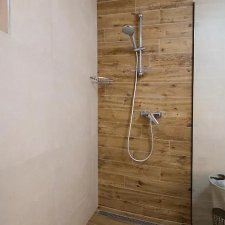 דירה Elegant & Spacious 110m2 Luxury With 3br & Pool At Ciovo - Fiorentini *
