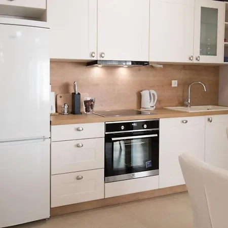 דירה Elegant & Spacious 110m2 Luxury With 3br & Pool At Ciovo - Fiorentini *