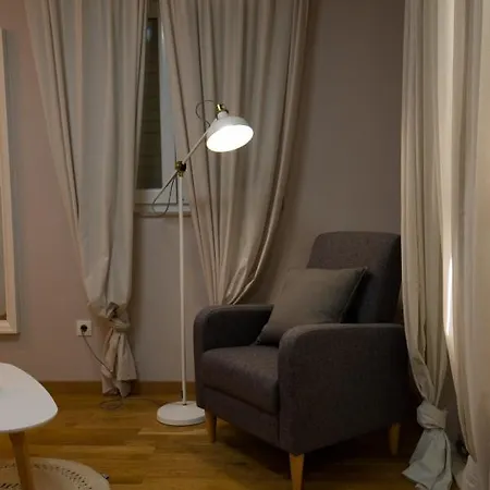 Elegant & Spacious 110m2 Luxury With 3br & Pool At Ciovo - Fiorentini * טרוגיר